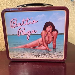 Vintage Bettie Page Lunch Box